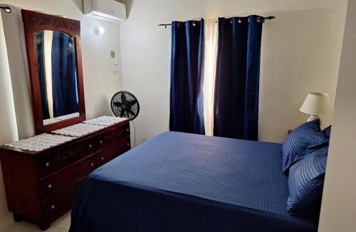 Discovery Bay Apartment | Ocean view with free beach access, pool and water park