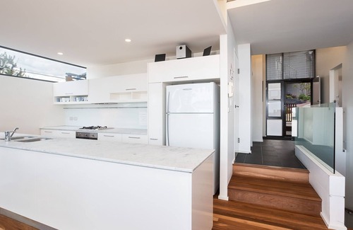 Boat Harbour House | Ocean views, aircon, linen, wifi & foxtel