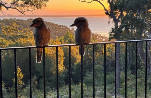 Kingfisher Bay House | Ocean Views, canoeing, swimming, Fishing, 4x4 touring.