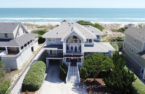 Corolla Light House | Ocean Views, Den, Community Pools, Close to Beach access, 103, Brigadune-Oceanfront