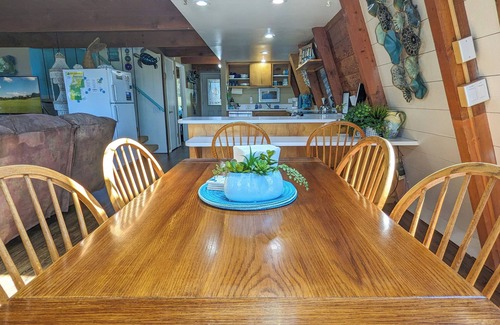 Bandon House | Ocean views from the first and second floors. Located on the bluff on Beach Loop