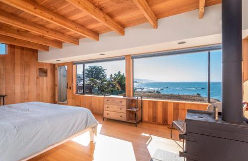Sea Ranch House | Ocean Views - Near Bluff Coast Trail - Hot Tub