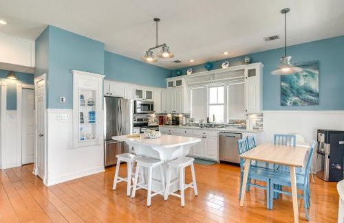 Surfside Beach House | Ocean Views Pet-Friendly Surfside Beach Gem