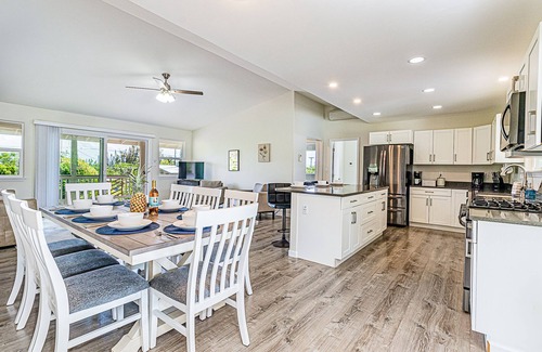 Keaau House | Ocean views, Resort-like pool, hot tub and A/C! This place has it all!