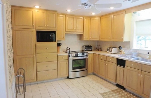 North Chatham House | Ocean views Walk to Beach Pet Friendly AC Private