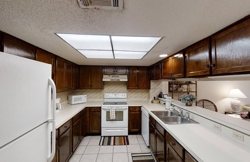 St. Augustine Beach Condo | Ocean Villas 100: 3 bedroom condo with huge patio, 2 pools and beach access