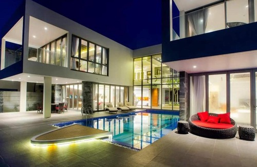 Ngu Hanh Son Hotel | Ocean Villas Beach Inn