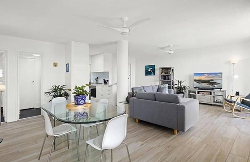 Nambucca Heads Apartment | Ocean Waves - boasting beautiful beach views