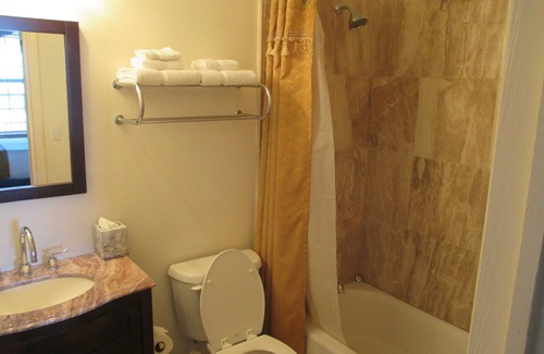 Nassau Hotel | Ocean West Boutique Hotel