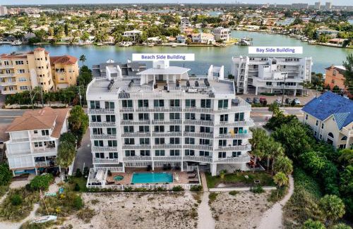 Treasure Island House | Oceana 204 East