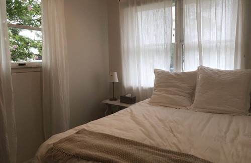 Bethany Beach Apartment | Oceanblock & Downtown Bethany - 2 bed/1 bathroom with Private Sun Porch
