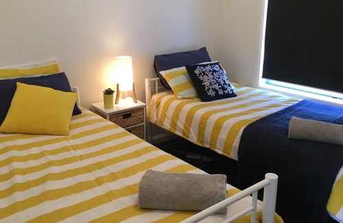 Blackfellows Caves House | Oceanbreeze-Seaside getaway
