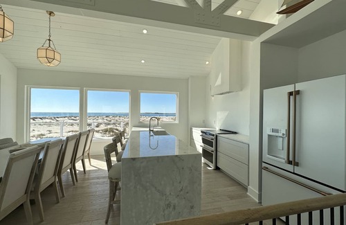 The Point House | Oceanfront 10 bdrm w/Pool/Elevator on The Point. Best Views on the Island!