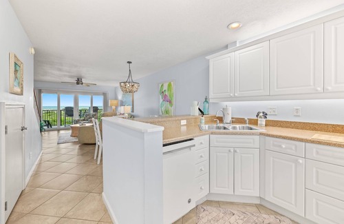 Butler Beach Condo | OCEANFRONT 2 bed/2.5 bath Townhouse! Pool & Tennis