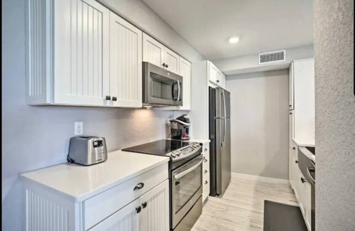 Flagler Beach Condo | Oceanfront, 2 bed condo. Pool. Amazing views from all rooms of Ocean and beach
