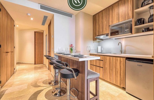 La Cruz de Huanacaxtle Apartment | Oceanfront 2 BR Condo with Beachclub
