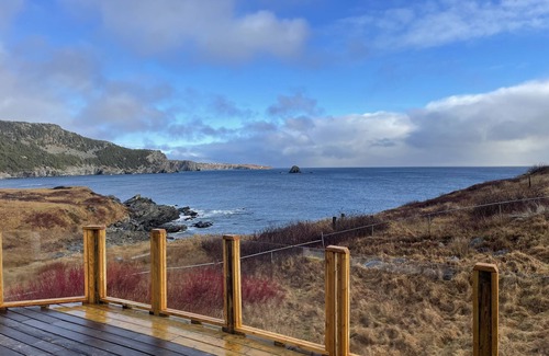 Newfoundland House | Oceanfront 3 bedroom Bungalow. in a beautiful cove just 1.5 hrs from St. John's.