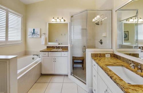 Painters Hill House | Oceanfront, 3-story home with direct beach access, balconies & great views