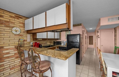 South Padre Island Condo | Oceanfront 3-Bedroom Condo w/Direct Beach Access