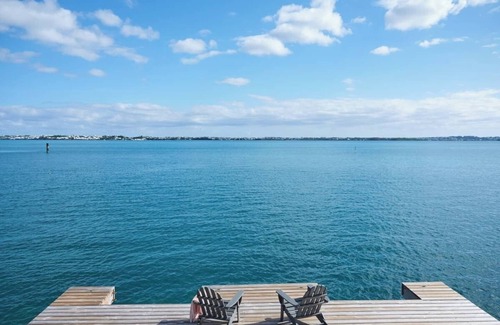 Sandys Apartment | Oceanfront 3bed w/Private Patio & Garden - 4B