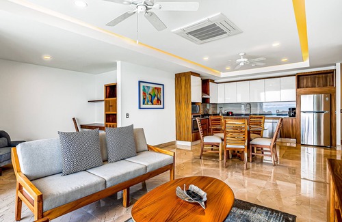 Mismaloya Condo | Oceanfront 9th-floor condo with balcony, water views & pool