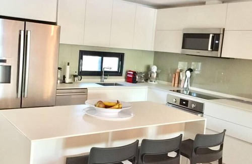 Beacon Hill Condo | Oceanfront amazing 2 bedrooms Condo