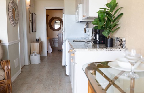 Crescent Beach Apartment | Oceanfront Apartment for 2 - steps to the beach