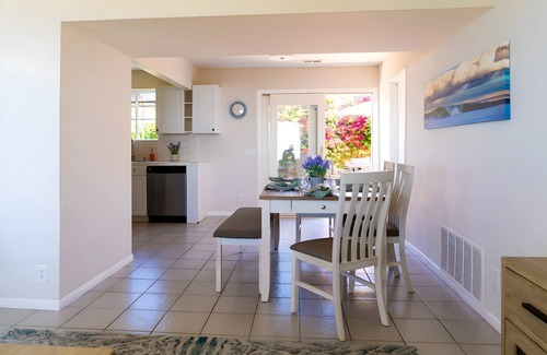 Sunset Cliffs House | Oceanfront Balcony Deck + Private Backyard + Prime Location | Sunset Cliffs