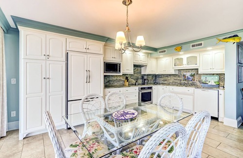 Fernandina Beach Condo | Oceanfront | Beach Right Out the Back Door of this Updated Beach Walker Villa