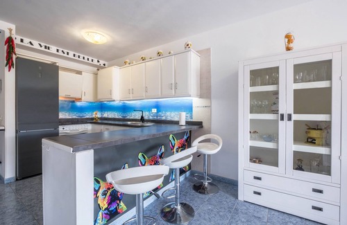 Playa San Juan Apartment | Oceanfront Beach Apartment "SPR Playa San Juan" with Terrace & Wi-Fi