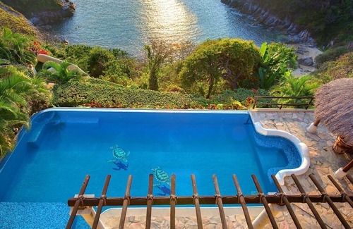 Santa Maria Huatulco Villa | Oceanfront Beach View Villa on Violin Bay near Santa Cruz