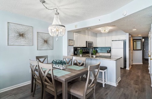 Ash Condo | OCEANFRONT Clean Updated Condo in Ashworth in OD