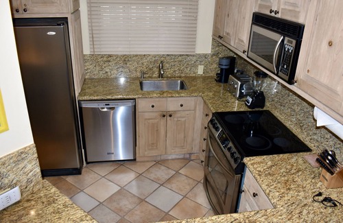 San Jose del Cabo Condo | Oceanfront condo with unobstructed views of Costa Azul beach!