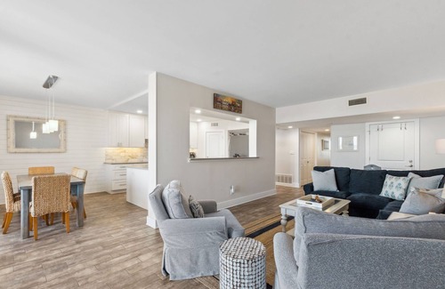Fernandina Beach Condo | Oceanfront | Completely Remodeled Spacious 5th Floor Shipwatch Condo | 1650 sq ft