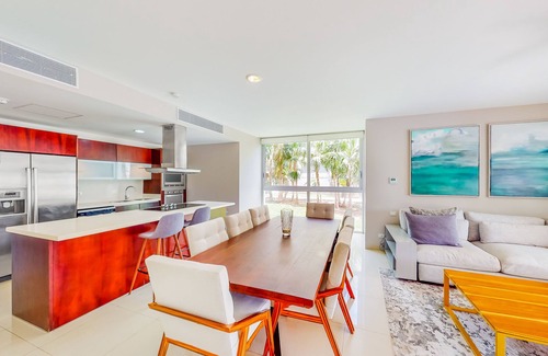 Puerto Juarez Condo | Oceanfront condo w/private pool, strong WiFi & air conditioning - near downtown
