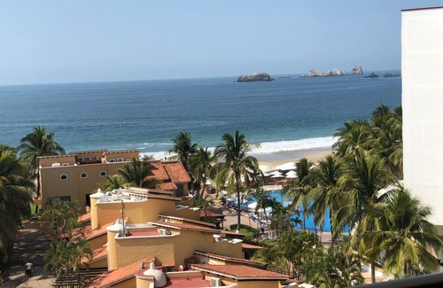 Ixtapa Condo | Oceanfront Condo 501- 2 Bedrooms, 2 Bath (Sleeps 2-6)