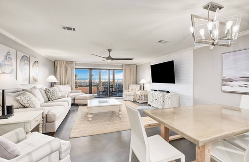 Holiday Isle Condo | Oceanfront Condo at Aegean Beach Resort 102