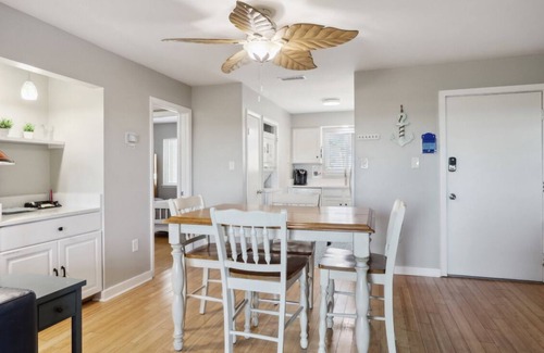 Tybee Island Condo | Oceanfront Condo Charming 2 bedroom 2 baths with direct beach access.