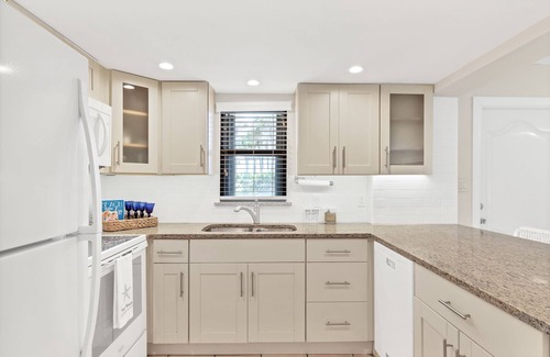 Central Beach Condo | OCEANFRONT CONDO - GROUND FLOOR! ONLY 59 Steps to Private Beach, 23 to the Pool.