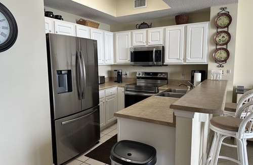 Navarre Beach Condo | Oceanfront Condo. Sept 27 - Oct 4 avail. Reduced Rate. Umbrella Service Included