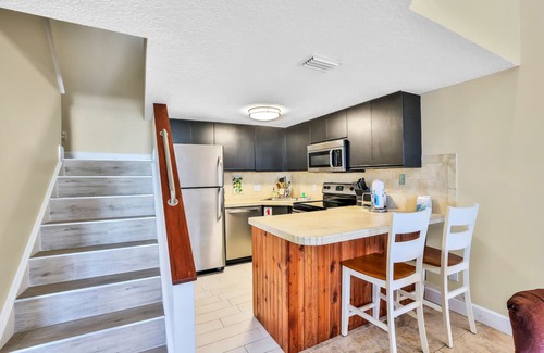 Cape Caneveral Beach Gardens Condo | Oceanfront Condo with Shared Pool and Hot Tub, Ocean View, and High-Speed WiFi