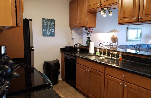 Wilmington Beach Condo | Oceanfront condo on Carolina Beach with wifi