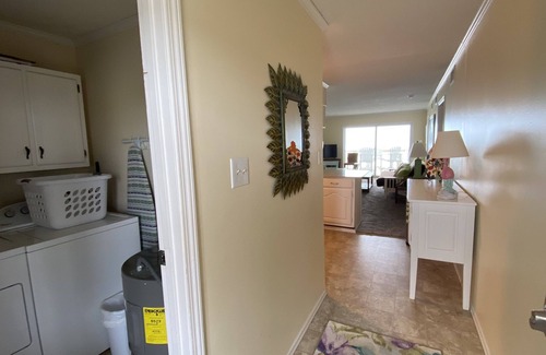 Topsail Beach Condo | Oceanfront Condo Queen’s Grant - WiFi, Pool, Boat Ramp & Dock