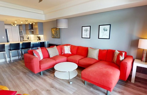 Tybee Island Condo | Oceanfront condo w. resort amenities - including a community pool.