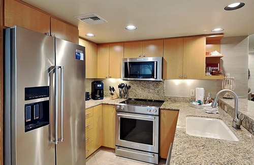 Sawgrass Condo | Oceanfront Condo with Balcony, Pool and Beach Access