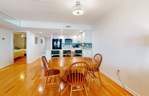 Midtown Ocean City Condo | Oceanfront Condo with Patio, Beach Access, Central AC, WiFi & Washer/Dryer