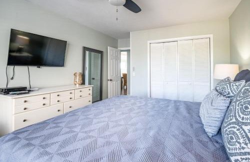 Kure Beach House | Oceanfront Condo with 3+ Pools - Ocean Dunes 1507