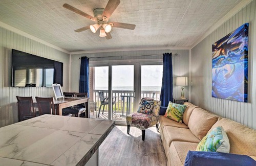 North Beach Apartment | Oceanfront Corpus Christi Escape with Community Pool