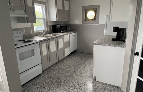 Cape Broyle Cottage | Oceanfront cottage -Irish Loop