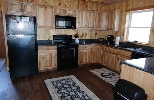 Hall Quarry Cottage | Oceanfront Cottage on Somes Sound